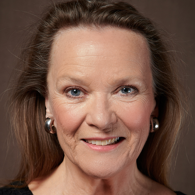 Dorothea Parton - Madame Knorr, Modewarenhändlerin